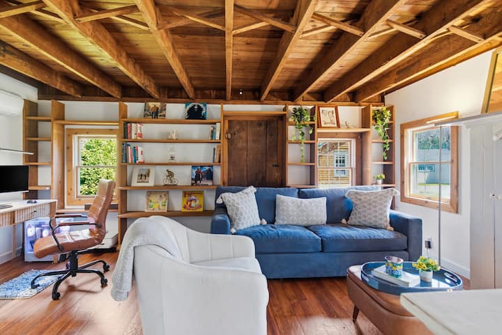 Private Quogue Cottage – Mins To Beach & Village - East Quogue, NY