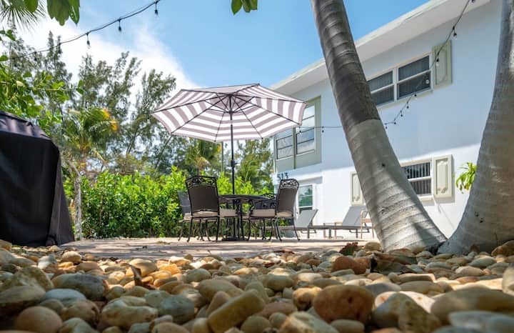 Cozy 1br Beach Escape - Pompano Beach, FL
