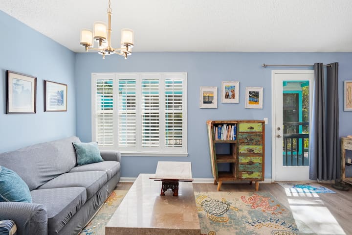 3 Bedrooms With Private Pool, Hot Tub, & Lanai! - Fernandina Beach, FL