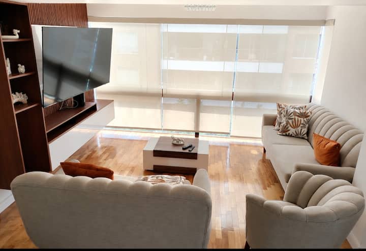 Bonito Depa Premium En La Mejor Zona De Miraflores - Lima