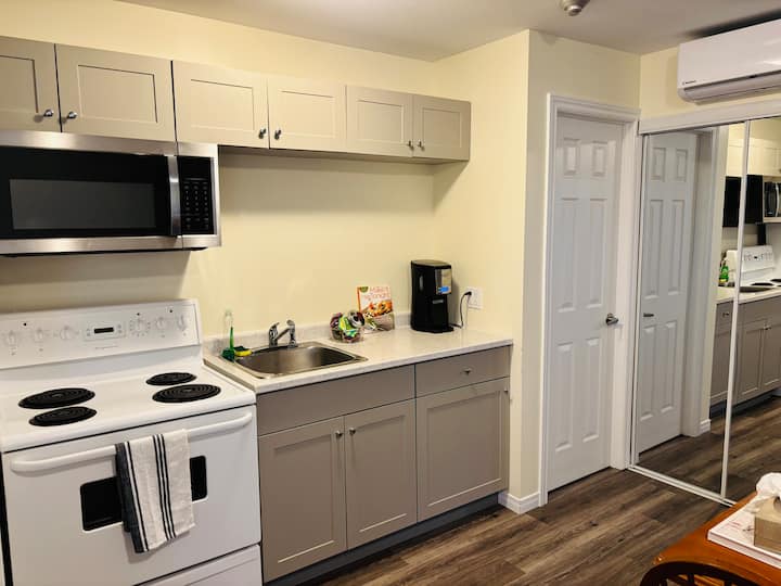 Cozy Apartment In Downtown Alliston - Alliston