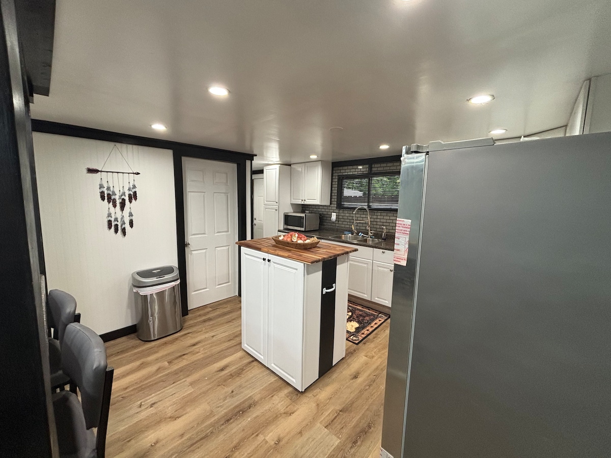 Amazingly located 2 bed 1 bath apart pet friendly – Photo 11