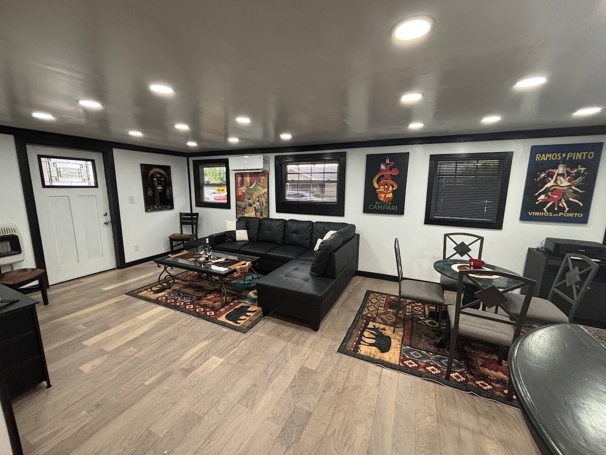 Amazingly located 2 bed 1 bath apart pet friendly – Photo 5