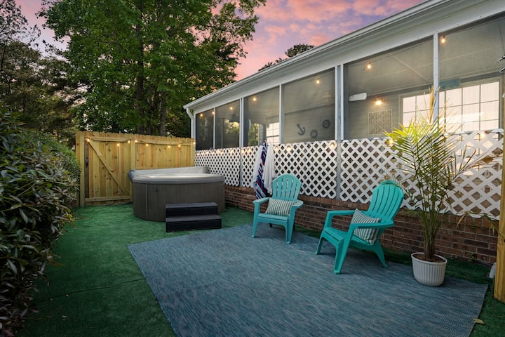 Hot Tub Retreat Oib/sunset Beach | Sleeps 11, Pool - Ocean Isle Beach, NC