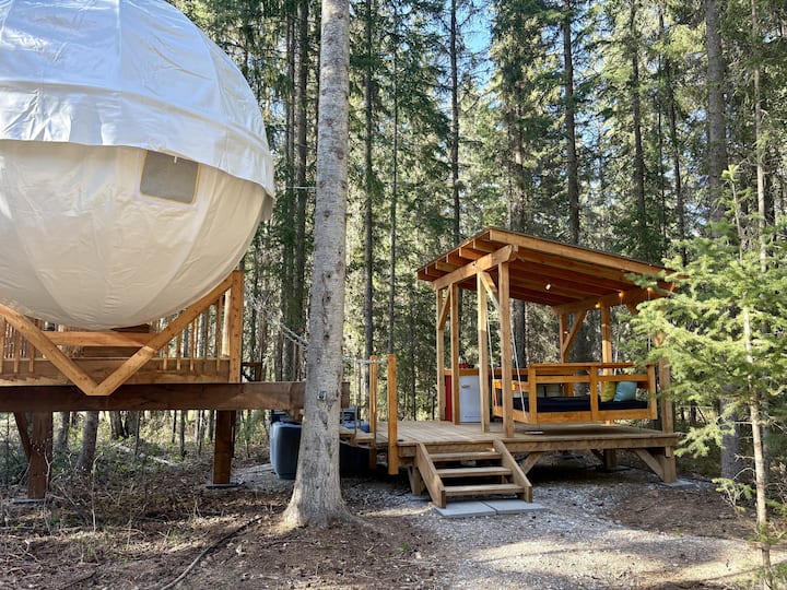 Sky Pod Comet | Hot Tub | Private Deck & Bathroom - Canada