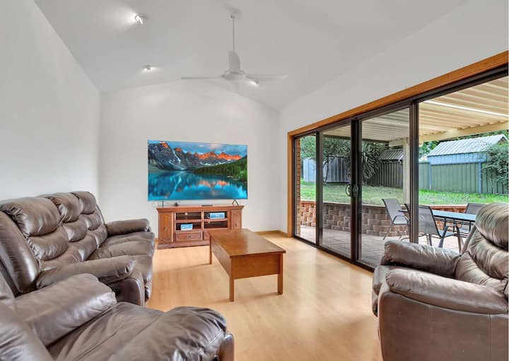 Graceland | 3 Mins To Cbd, Ideal For Workers - Dubbo