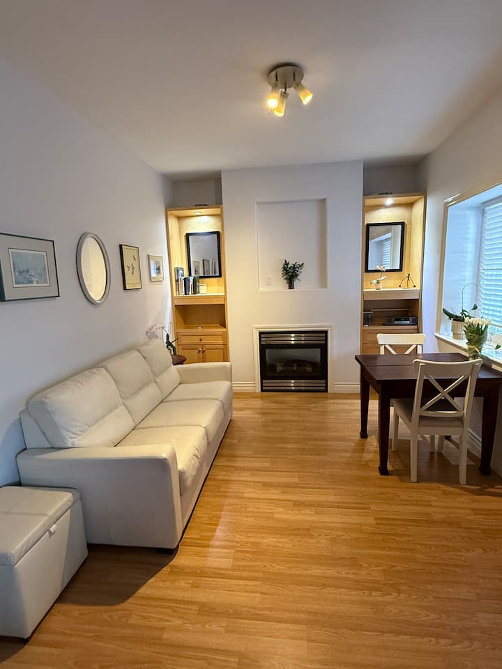 Sunrise Suite - Burnaby