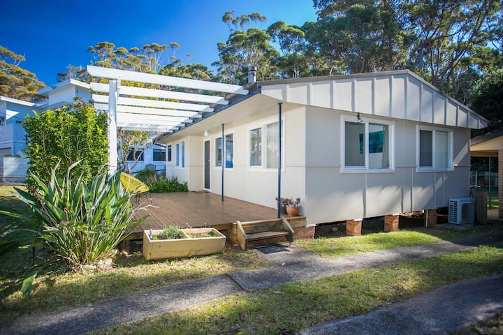 Mollymook Beach Cottage - Ulladulla