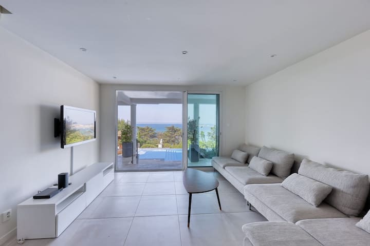 Location Villa Sanary‑sur‑mer – Piscine Et Jardin - Bandol