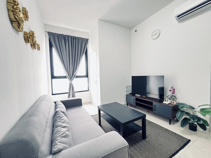 Blossom Homes At Icity Wi-fi, Smart Tv, 1 Car Park - Shah Alam