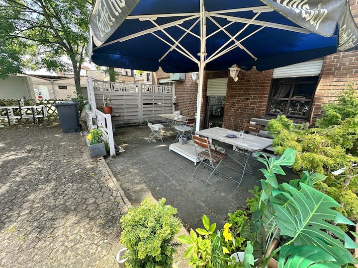 Kleines Hotel In Ruhiger Lage Nahe Köln - Pulheim