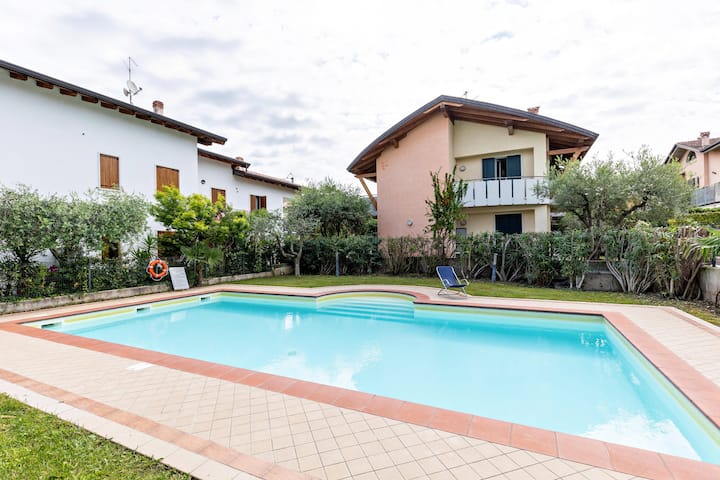 Bluemoon Luminoso Apt Con Piscina - Lazise