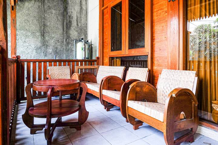 Pondok Anugerah - Javanese Joglo Villa Sukoharjo - Sukoharjo