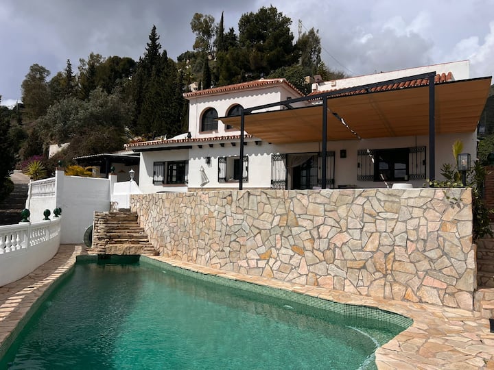 2br | Sea View | Terrace | Pool | 10 Min. To Beach - Vélez-Málaga