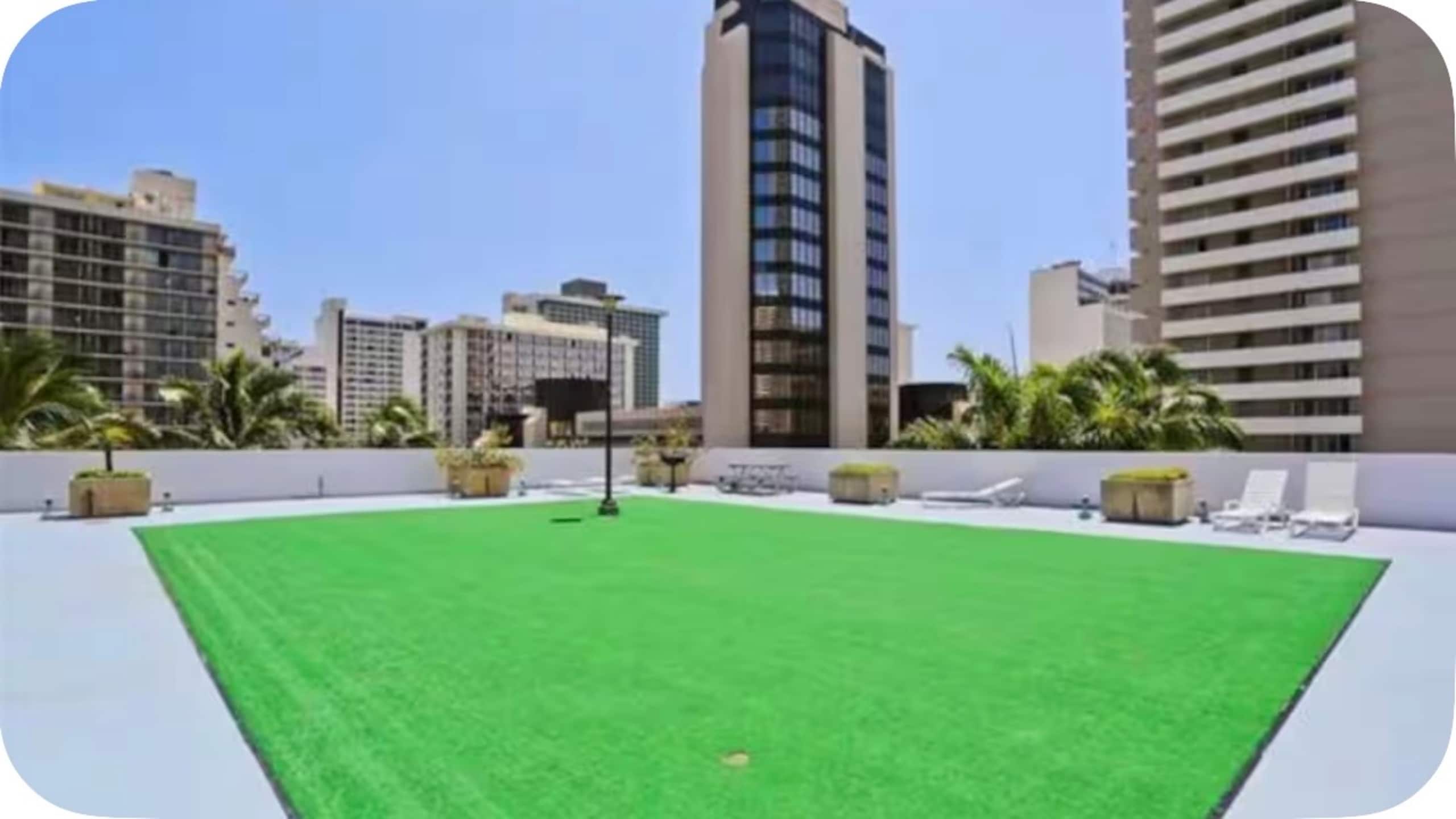 Ocean View Waikiki Free Parking 2 beds Pool - Image 19