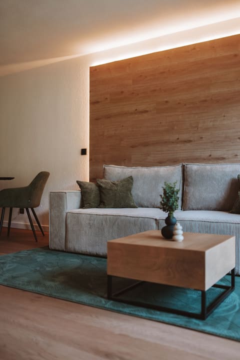 Top Airbnb: Alpen Studio – modern vacation apartment with a mountain view in Bad Hindelang