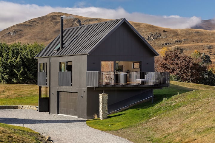 Luxury Mountain View Retreat - Arrowtown