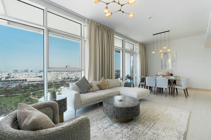 Citihome | Spacious 2br Retreat | Park Gate - Dubai