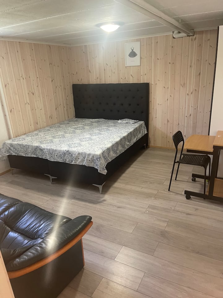 Dhomë gjumi 2