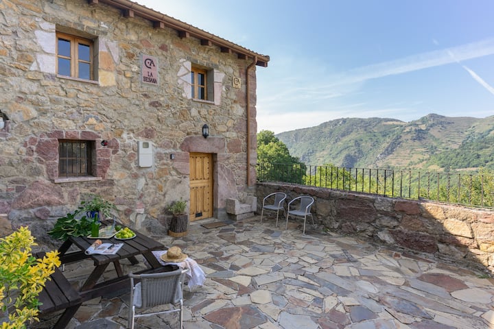 Casa De Aldea La Besana - Somiedo