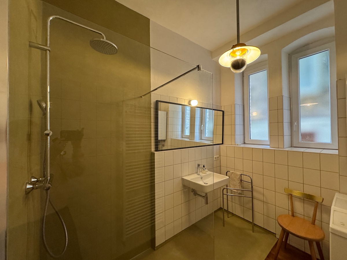 Convenient central location - apartment in Heusteigviertel