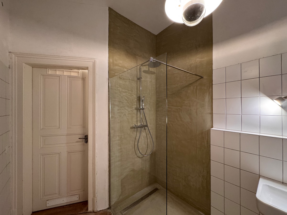 Convenient central location - apartment in Heusteigviertel