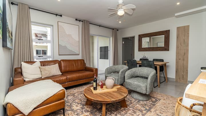 La Montagne Charming Self-catering Apartment - George