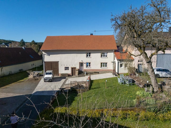 Uriges Bauernhaus Im Herzen Der Vulkaneifel - Daun