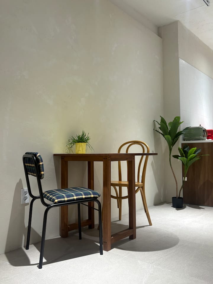 명동21분|공항버스,지하철5분|전용욕실|짐보관 세탁기,건조기,라면 무료|New Open* - Seúl