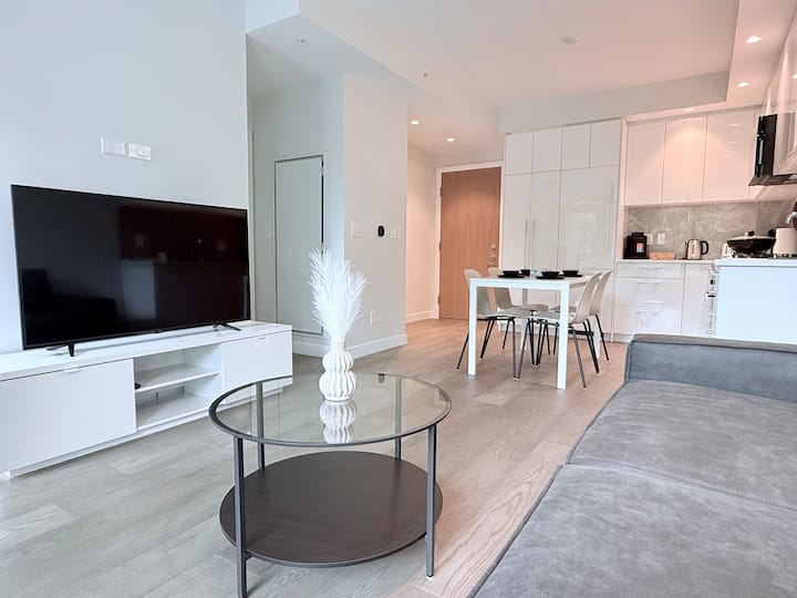 Luxury 1br Suite | Ubc | Prime Location & Comfort - Richmond