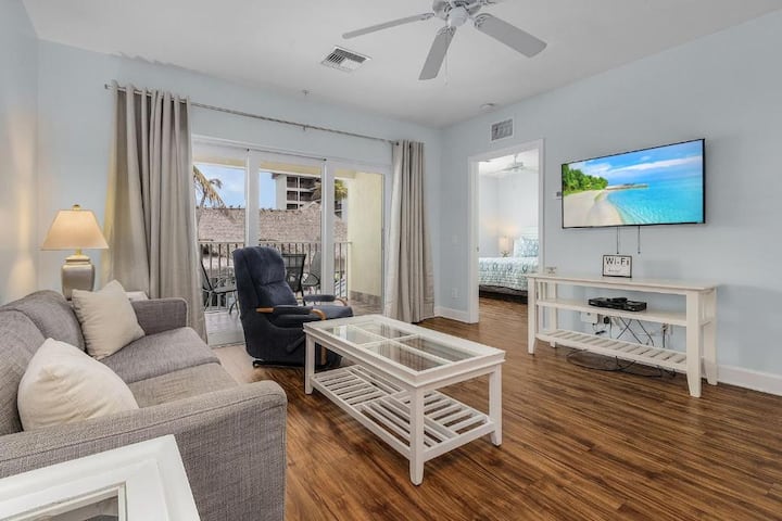 Harbour House #205 - "Big Kahuna" - Fort Myers Beach, FL