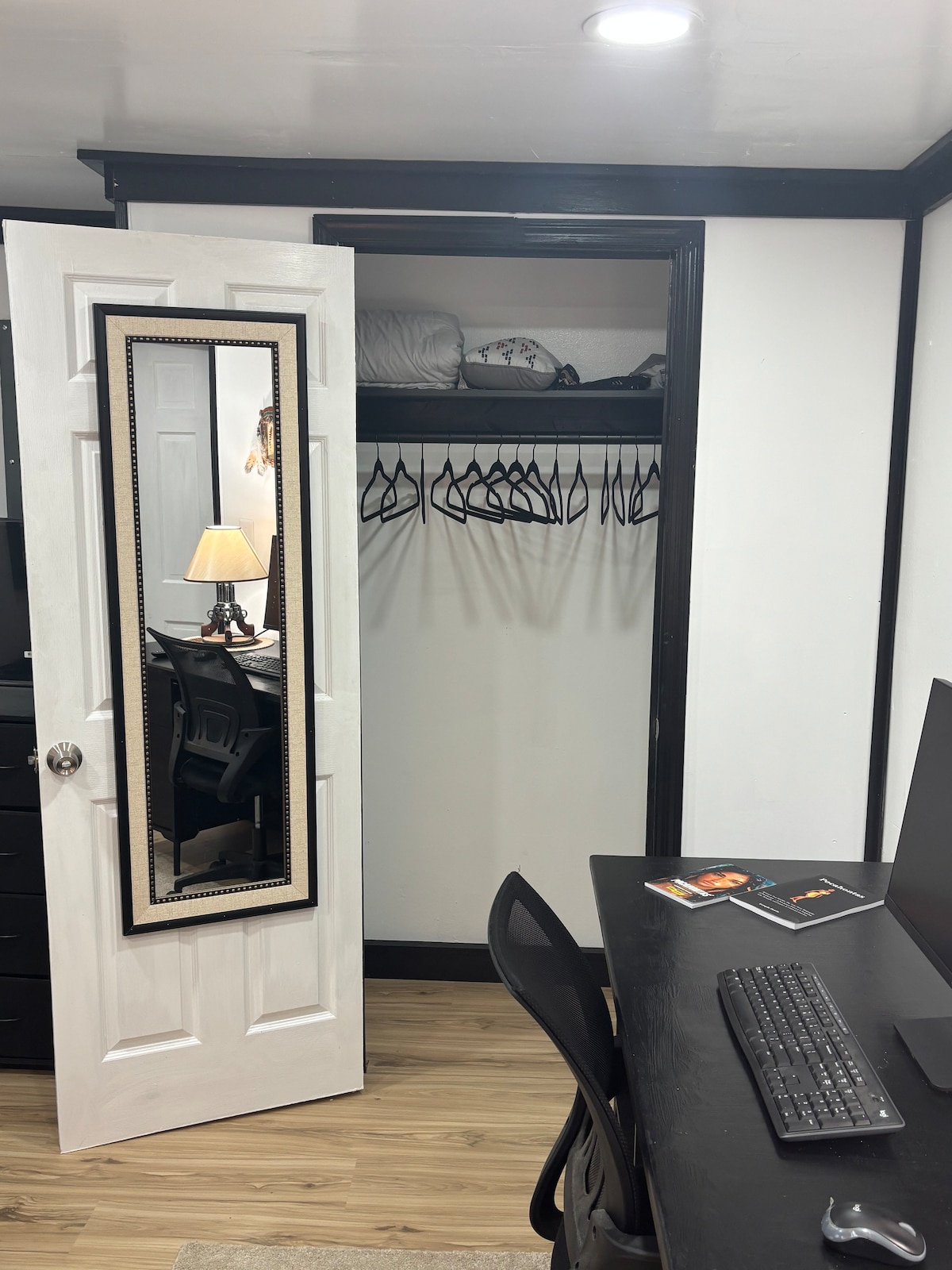 Pocahontas bedroom in two bedroom, 1 bath unit – Photo 9