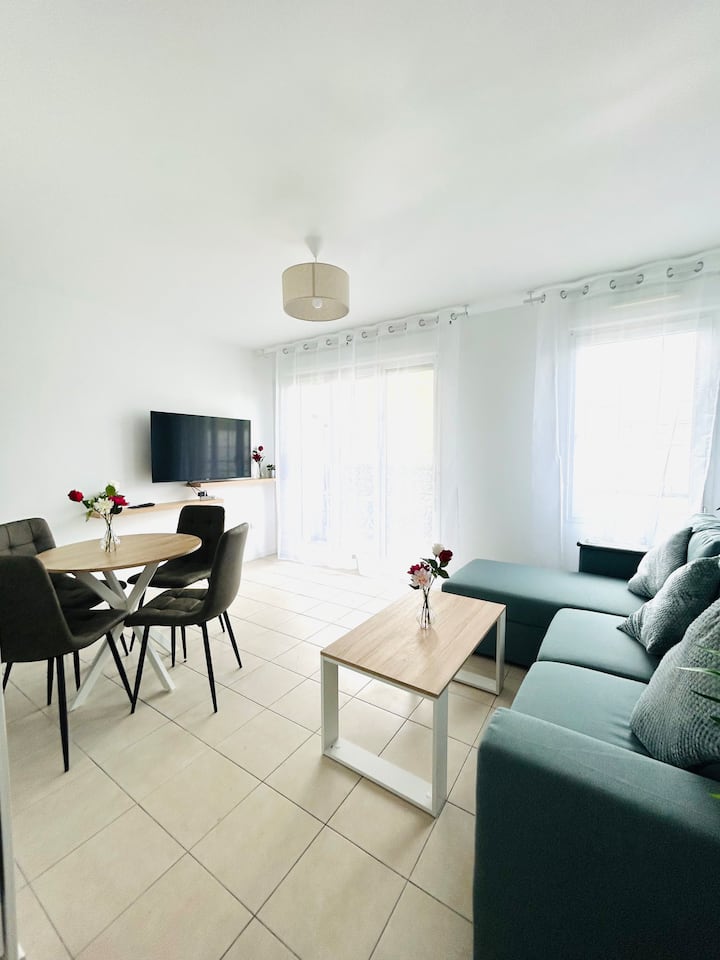 Cosy Flat 6min Du Métro &Parking Intérieur Gratuit - Zénith Paris