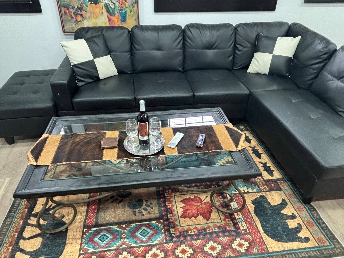 Powhatan private bedroom in 2 bed, 1 bath unit – Photo 15
