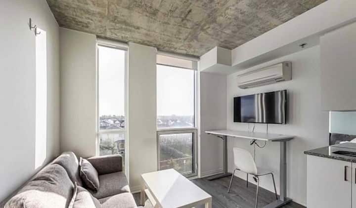 Urban Condo Mins To Thermea Spa - Oshawa