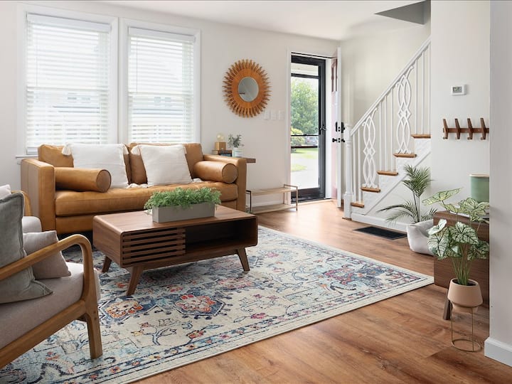 Cozy Stay 2mi To Beach/downtown - Newport, RI
