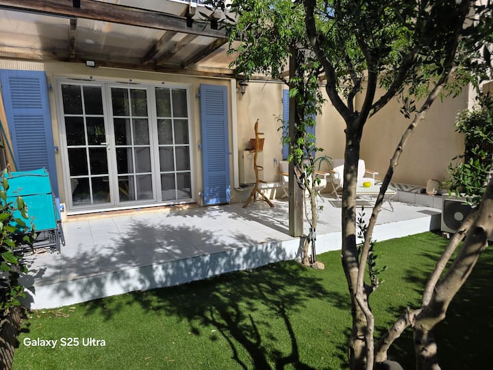 Appartement T2 Climatisation, Piscine - Le Plan-de-la-Tour