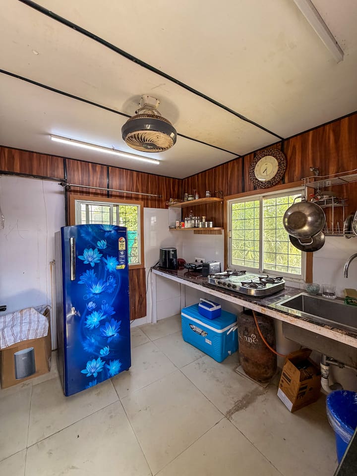 Farm Noida | Rain Dance Pool | 5bhk | 30 Mins Dnd - Noida