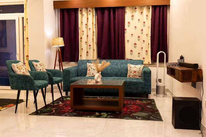Hridanchal: A Wildlife-inspired Themed Studio - Ghaziabad