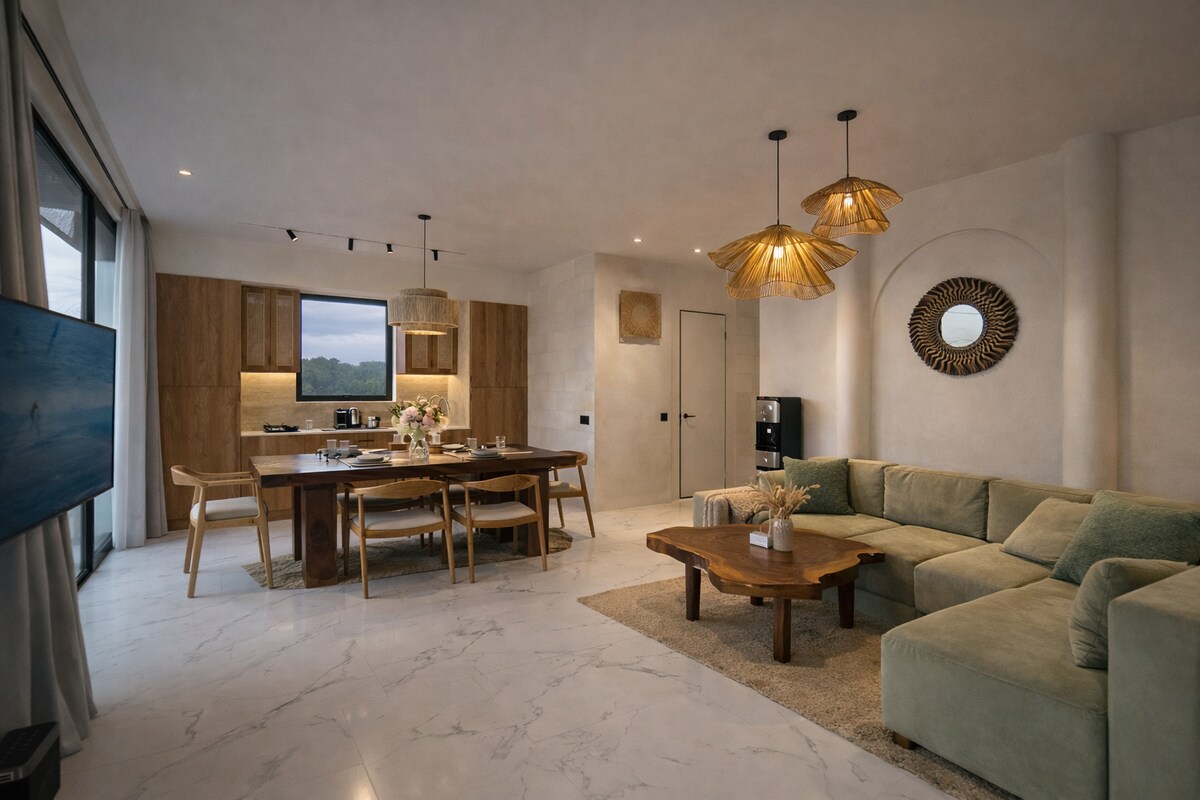 Home in South Kuta · ★5.0 · 2 bedrooms · 2 beds · 2 private baths, pembanding Airbnb