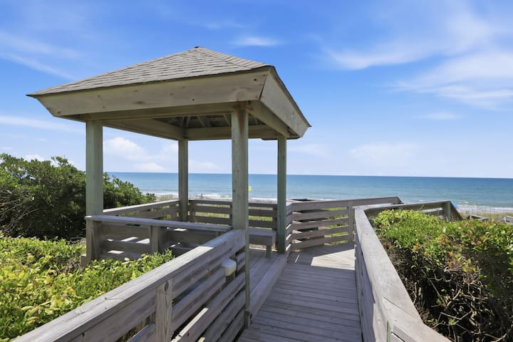 Beach And Sound Hideaway - Atlantic Beach, NC