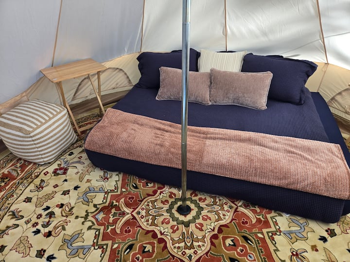 Bohemian Inspired Tent Three Miles From Mrnp - Ashford, WA