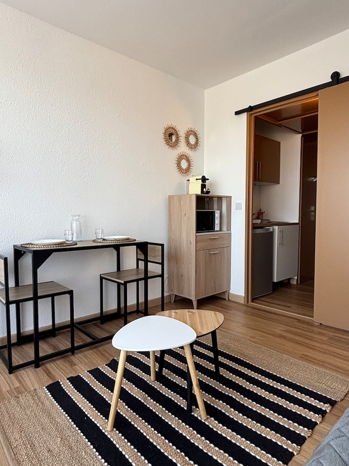Studio 2 Pers - Plage à Pied, Piscine & Clim - Le Grau-du-Roi