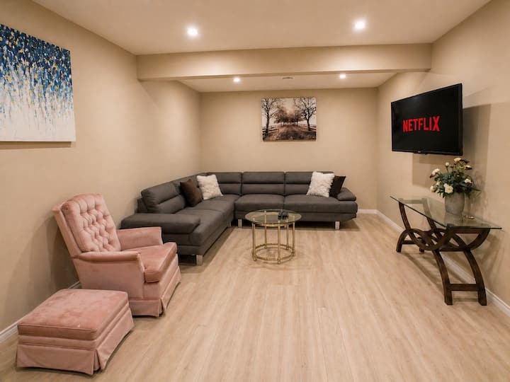 2br Cozy Basement Suite• Clean And Beautiful - Calgary