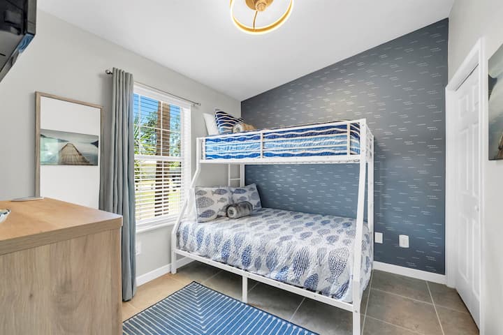 Twin over full bunk
