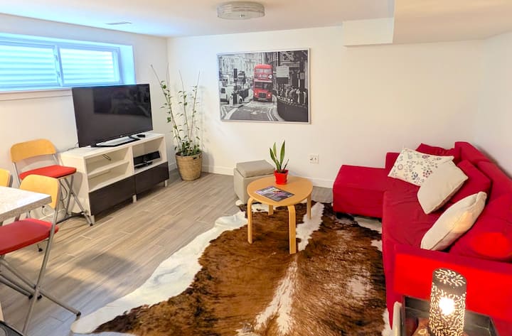 Cozy Suite Private Entrance. Near Yyz Intl Airport - Toronto