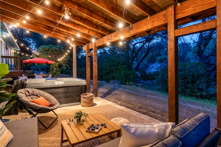 Prvt Creekside Yosemite Oasis | Hot Tub, Pets, Bbq - Mariposa, CA