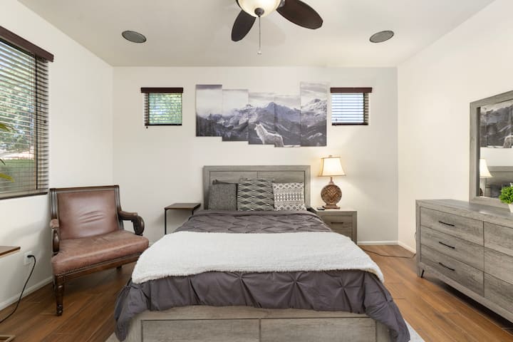 Quests Bedroom #2