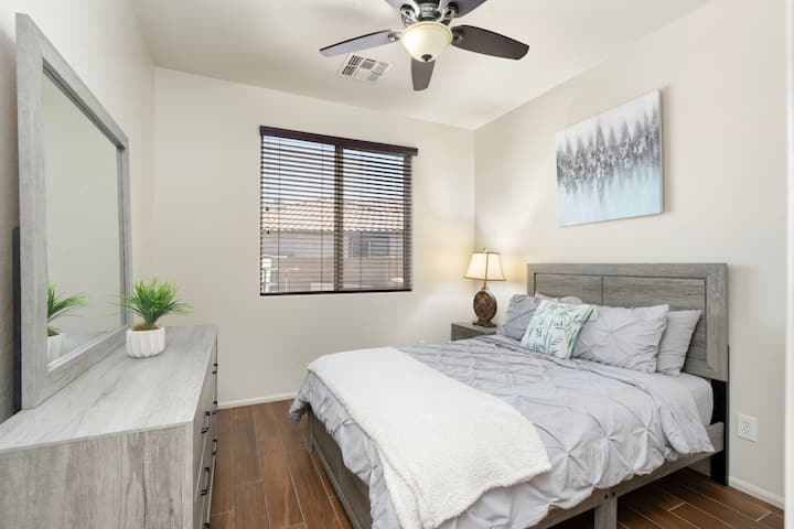 Quests Bedroom #2