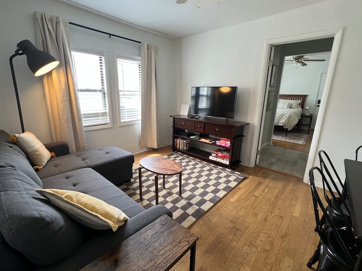 La Maison Bleue - Lower Unit #1 - Walk To Dt Ro - Birmingham, MI
